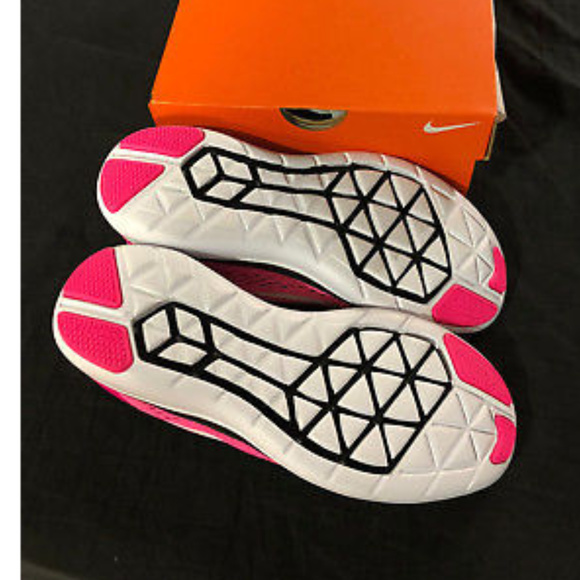 Nike Pink and Black Athletic Shoes - Picture 2 of 3